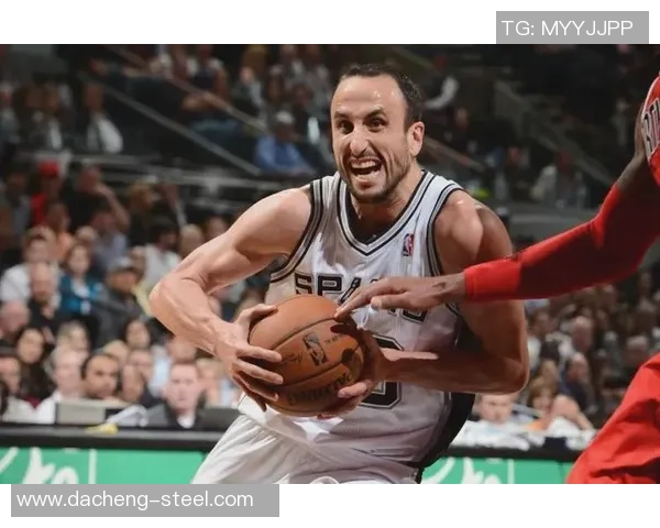 克劳福德与吉诺比利的巅峰对决:谁才是NBA历史上的得分机器 克劳福德与吉诺比利的巅峰对决:谁才是NBA历史上的得分机器