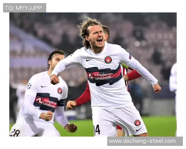 中日德兰对抗年球队的精彩较量与战术分析