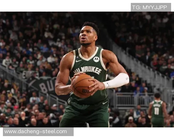 字母哥选择观望雄鹿夺冠之路拒绝提前续约决定