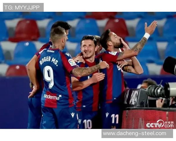 巴塞罗那与巴黎激战正酣CCTV直播精彩对决尽在眼前 巴塞罗那与巴黎激战正酣CCTV直播精彩对决尽在眼前